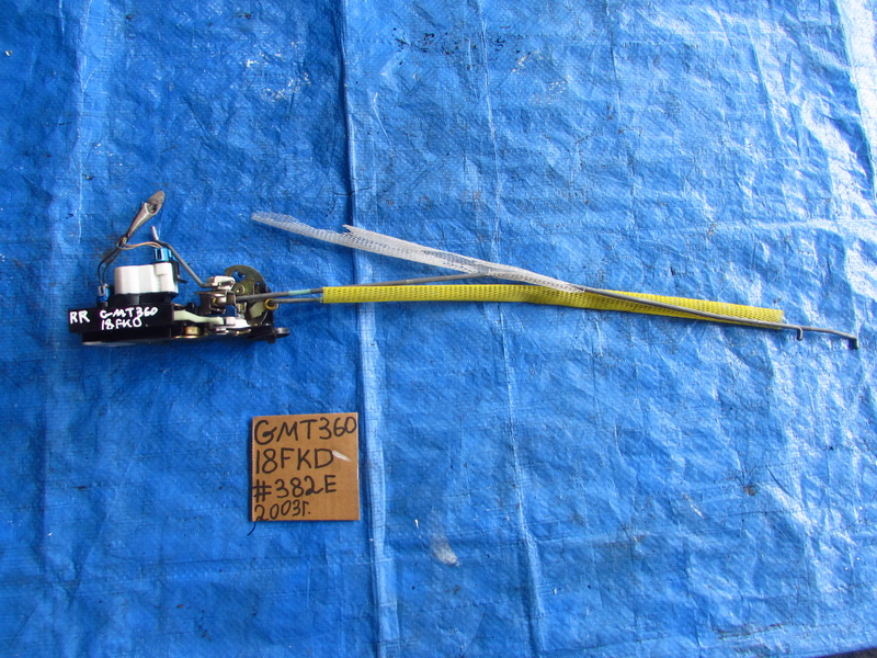 Замок двери Chevrolet Trailblazer GMT360