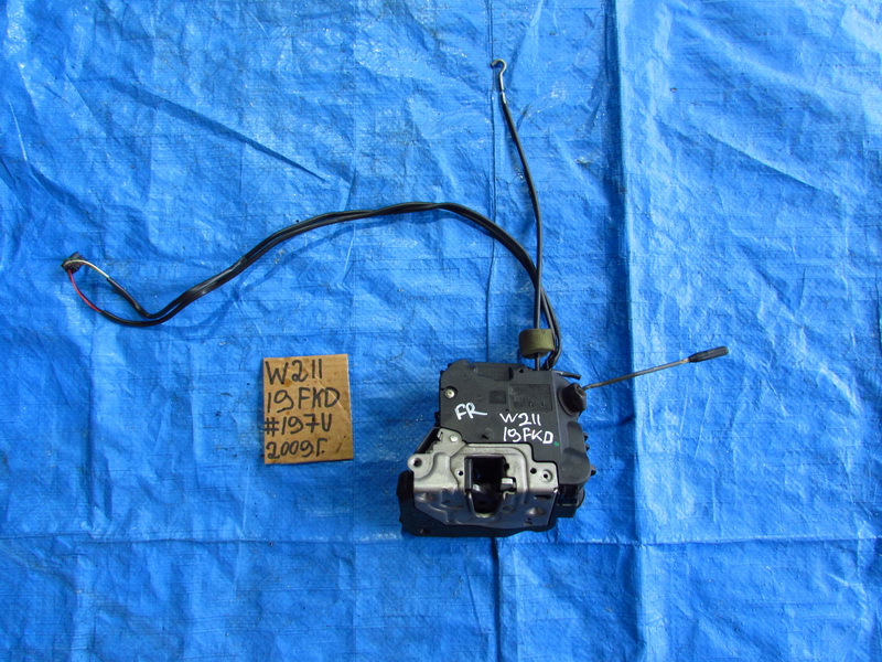 Замок двери Mercedes-benz E-class W211