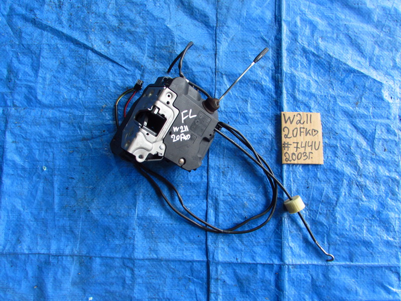 Замок двери Mercedes-benz E-class W211