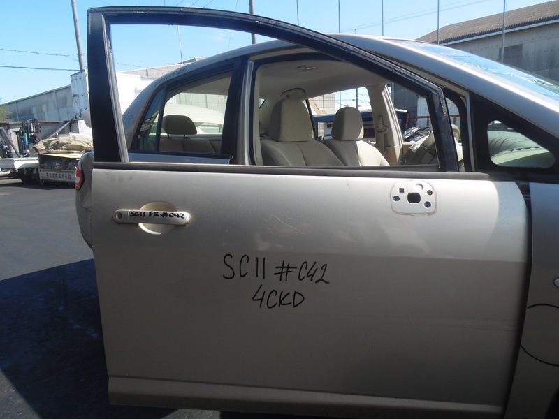 Дверь Nissan Tiida Latio SC11