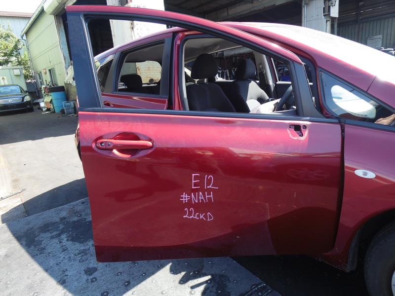 Дверь Nissan Note E12