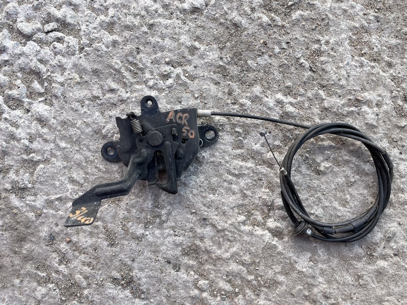 Замок капота Toyota Estima ACR50