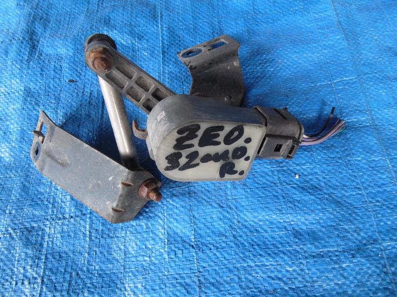 Датчик положения кузова Nissan Leaf