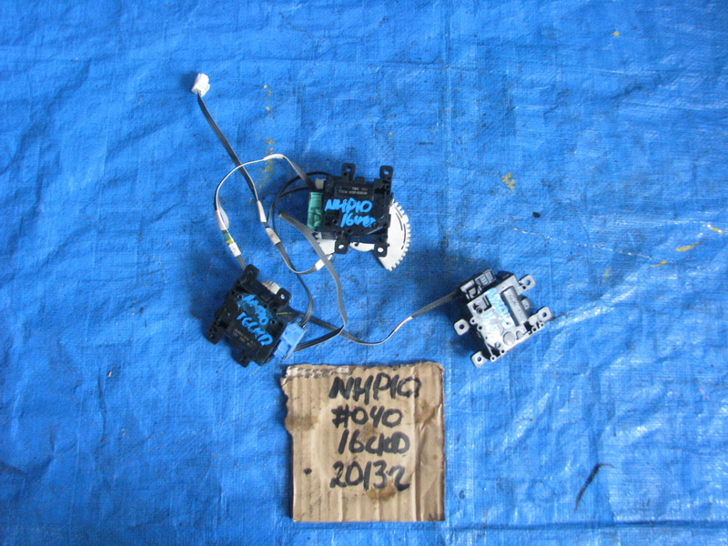 Сервопривод печки Toyota Aqua