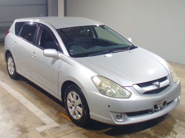 Toyota Caldina AZT241