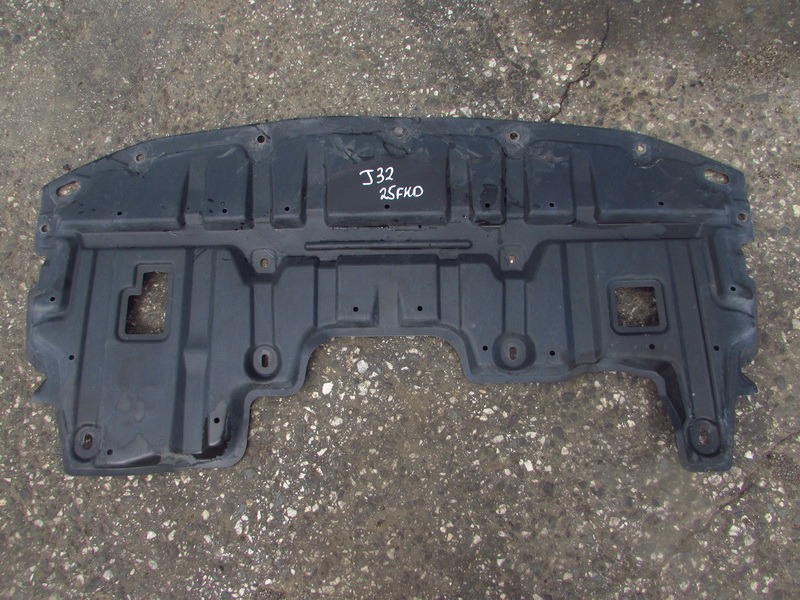 Защита двигателя Nissan Teana J32