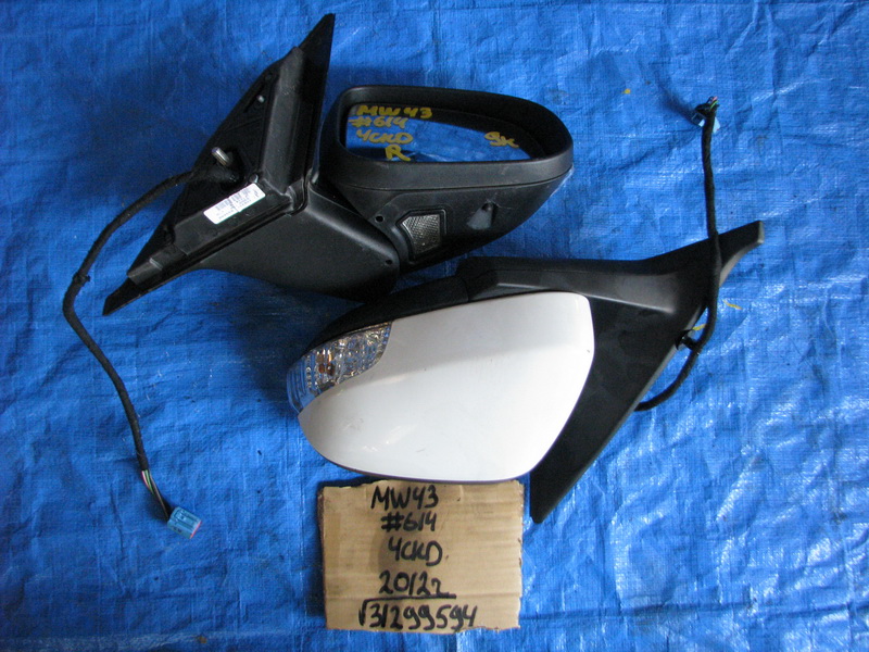 Зеркало Volvo V50