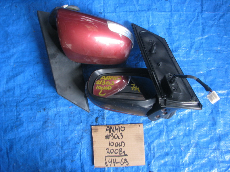 Зеркало Toyota Isis ANM10