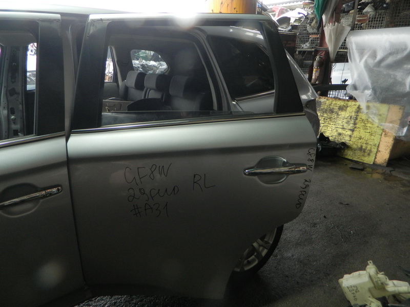Дверь Mitsubishi Outlander GF8W