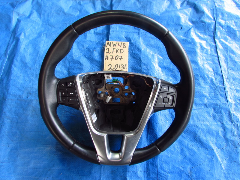 Руль Volvo V40 MV