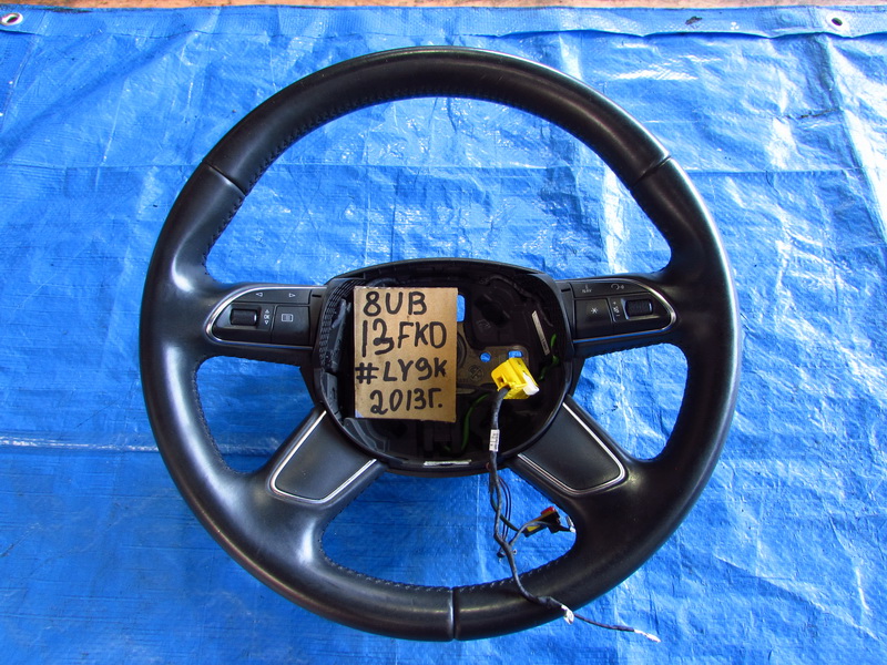 Руль Audi Q3 8UB