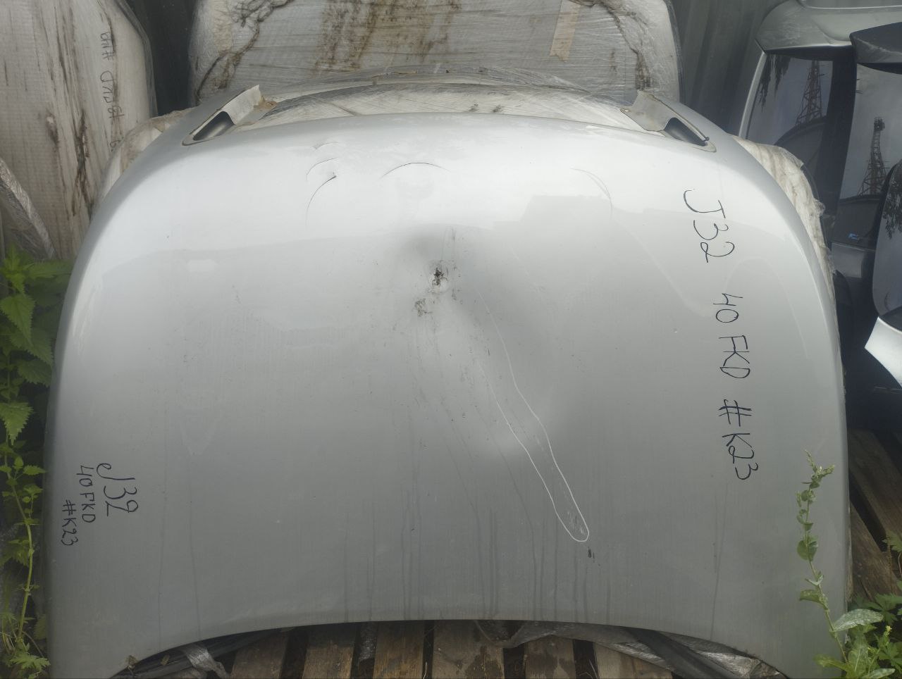 Капот Nissan Teana