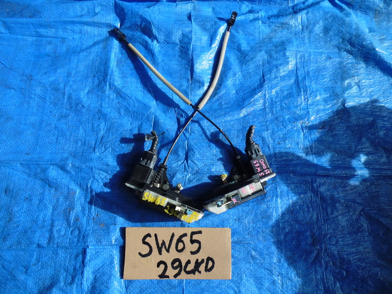 Замок двери Volvo V70 SW65