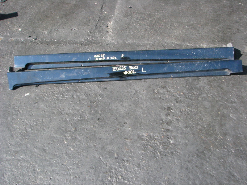 Порог Toyota Wish ZGE25