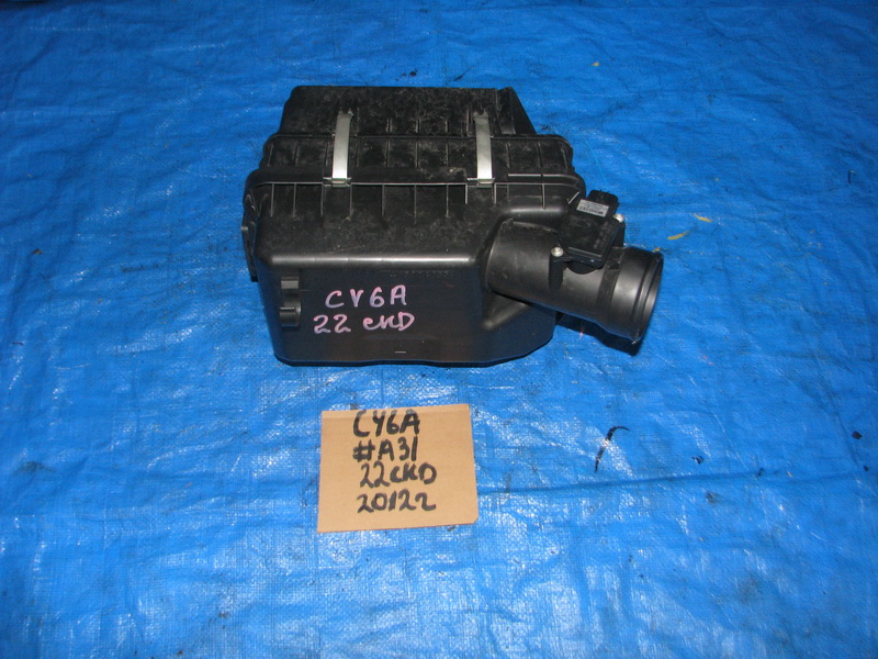 Корпус воздушного фильтра Mitsubishi Lancer CY6A