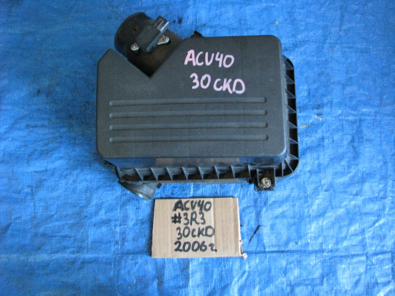 Корпус воздушного фильтра Toyota Camry ACV40