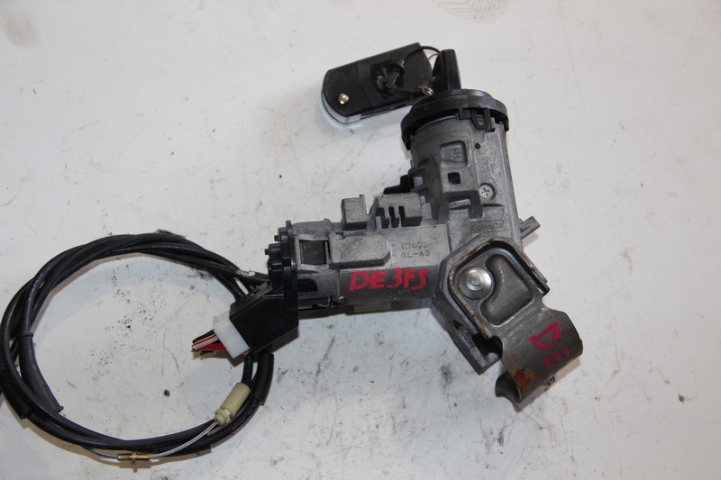 Замок зажигания Mazda Demio