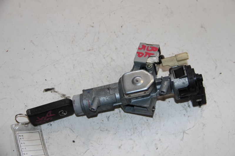 Замок зажигания Mazda Axela