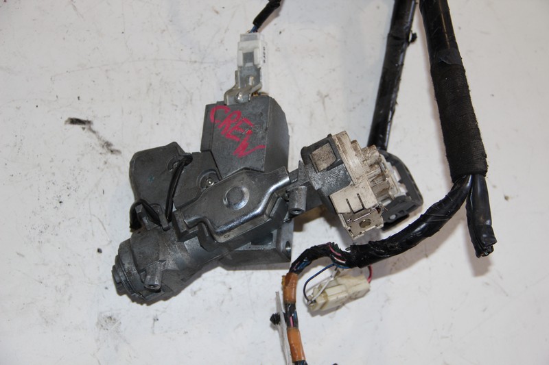 Замок зажигания Mazda Premacy