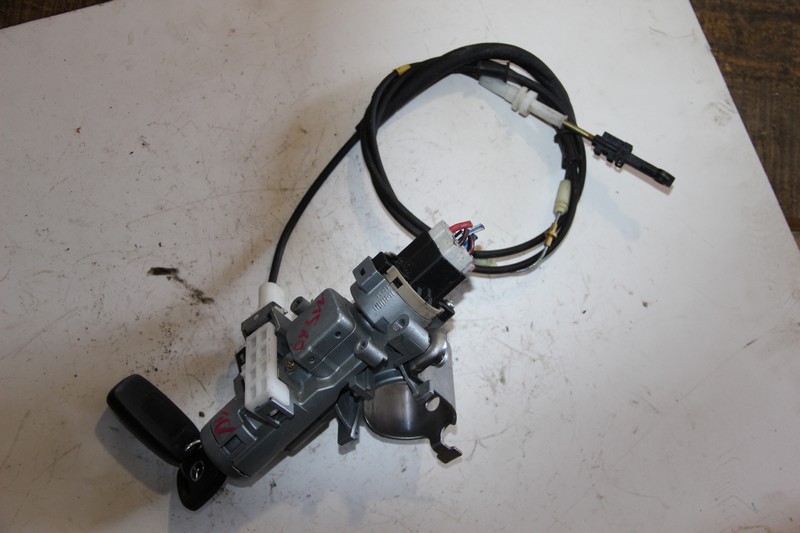 Замок зажигания Mazda Demio