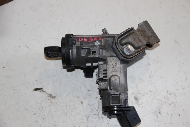 Замок зажигания Mazda Demio