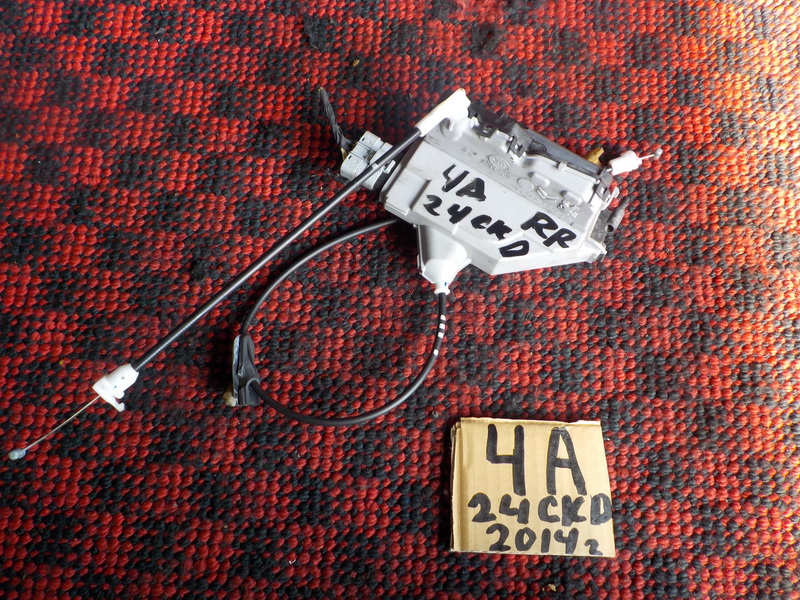 Замок двери Peugeot 308