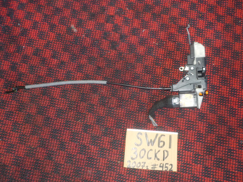 Замок двери Volvo V70 SW61