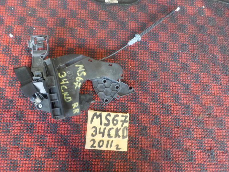 Замок двери Volvo S40