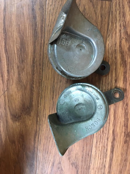 Звуковой сигнал Toyota Voxy 