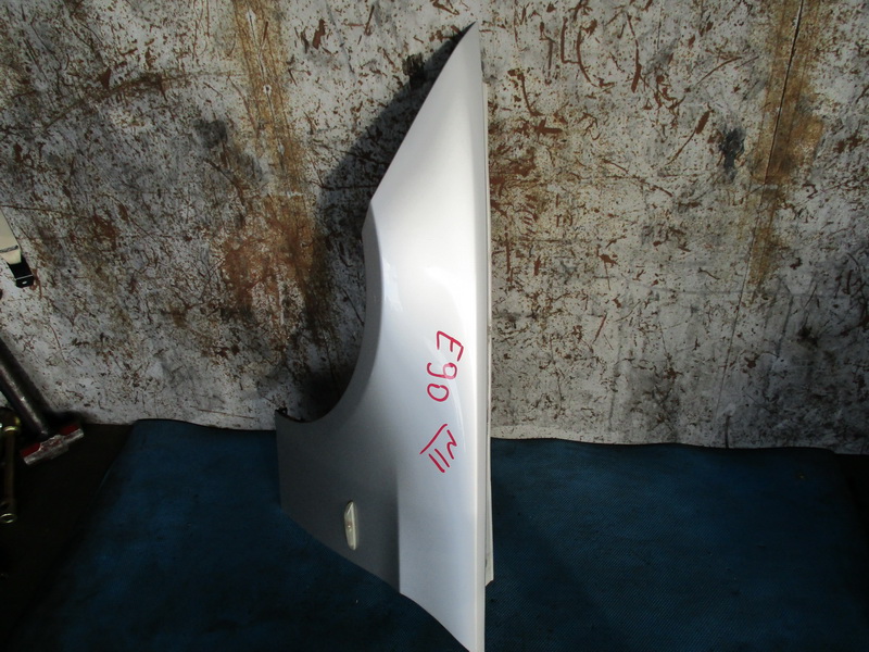 Крыло BMW 3-series E91