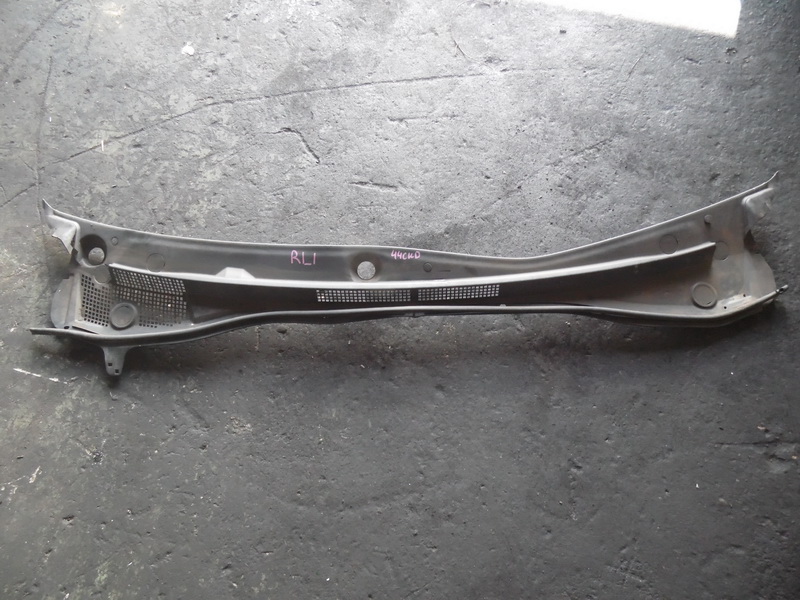 Решетка под лобовое стекло Honda Lagreat