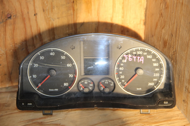 Спидометр Volkswagen Jetta 1K2