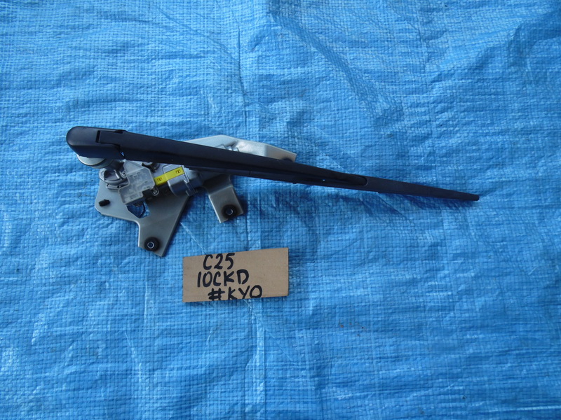 Моторчик заднего дворника Nissan Serena C25