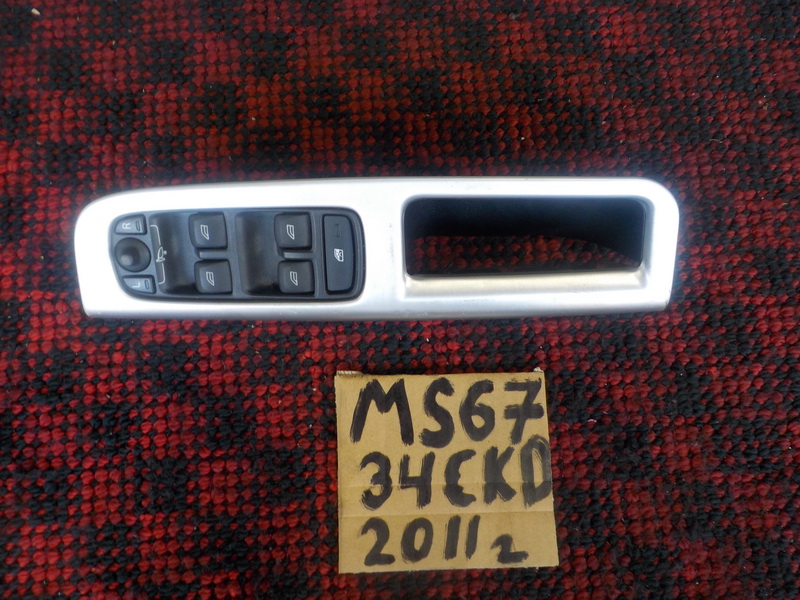 Блок управления стеклоподьемниками Volvo S40