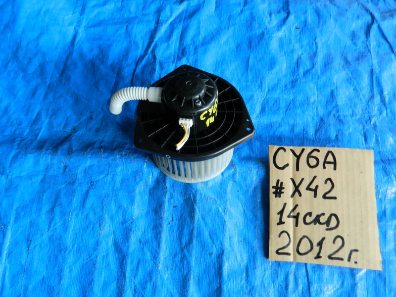 Моторчик печки Mitsubishi Lancer CY6A