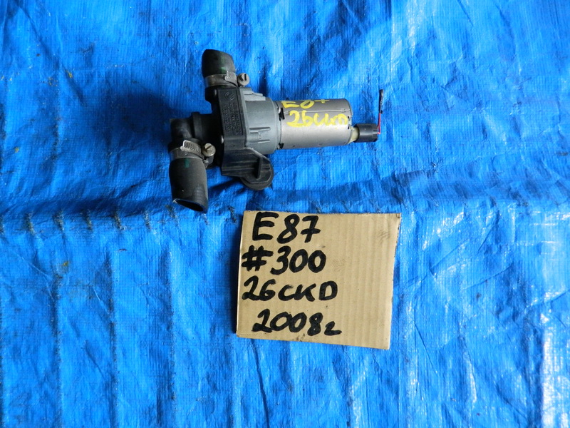 Помпа водяная BMW 1-series E87