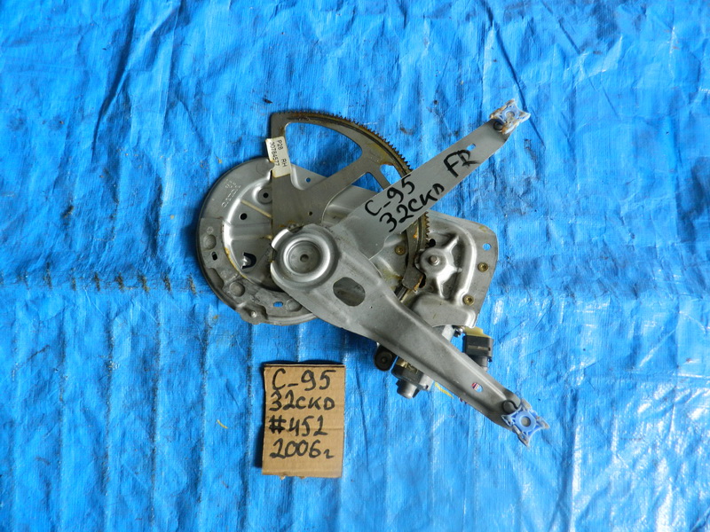 Стеклоподъемник Volvo XC90