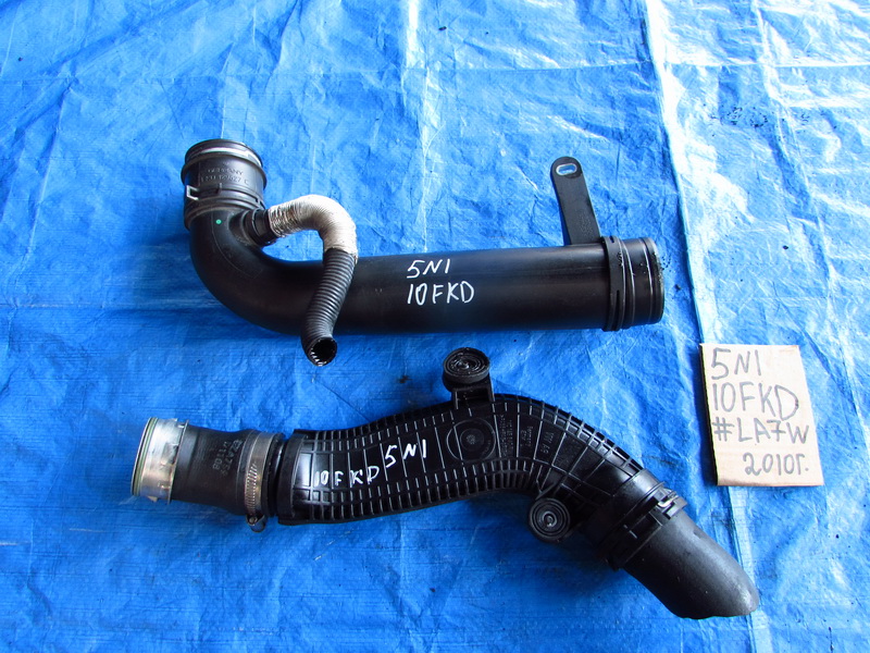 Патрубок Volkswagen Tiguan