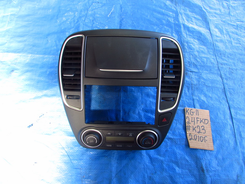 Блок управления климат-контролем Nissan Bluebird Sylphy KG11