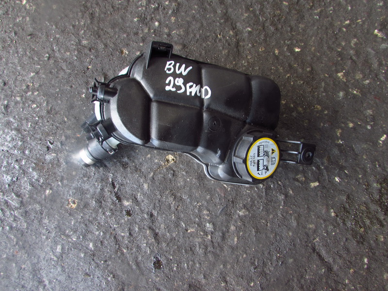 Бачок расширительный Volvo V70 BW