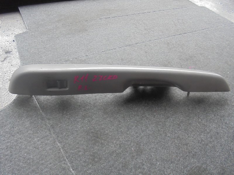 Блок управления стеклоподьемниками Nissan March