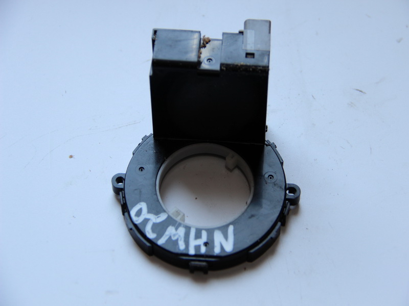 Датчик положения руля Toyota Prius