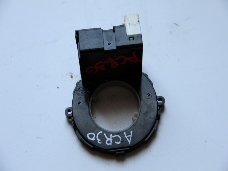 Датчик положения руля Toyota Estima