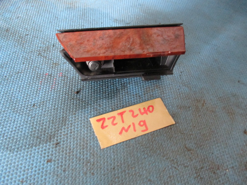 Пепельница Toyota Allion