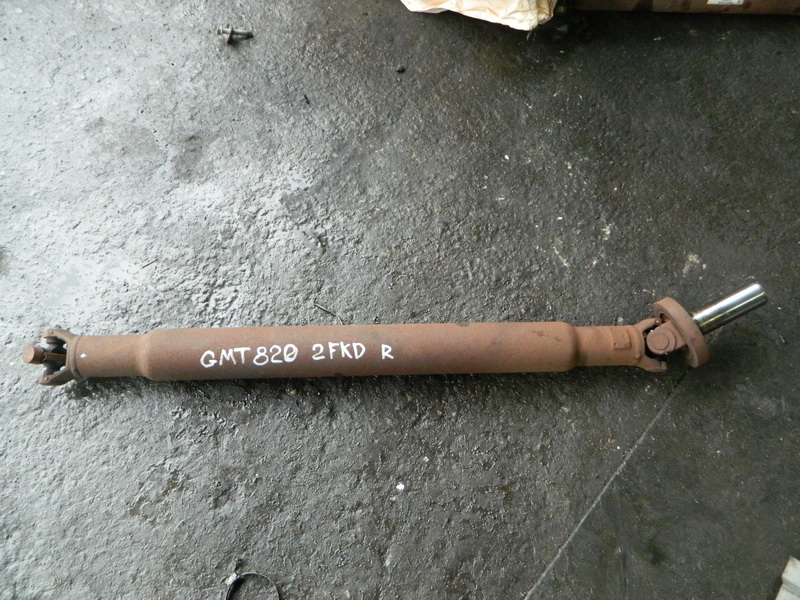 Карданный вал Cadillac Escalade