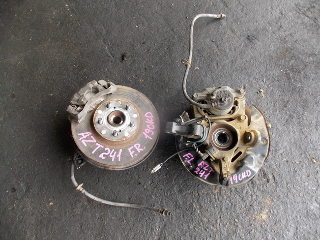 Ступица Toyota Caldina AZT241