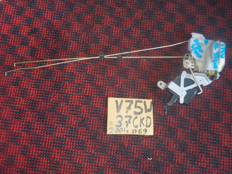 Замок двери Mitsubishi Pajero