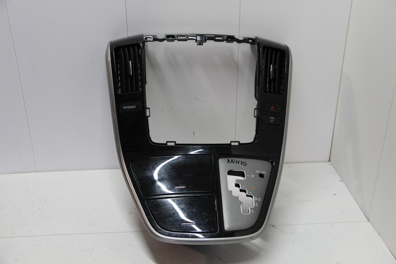 Консоль КПП Toyota Alphard