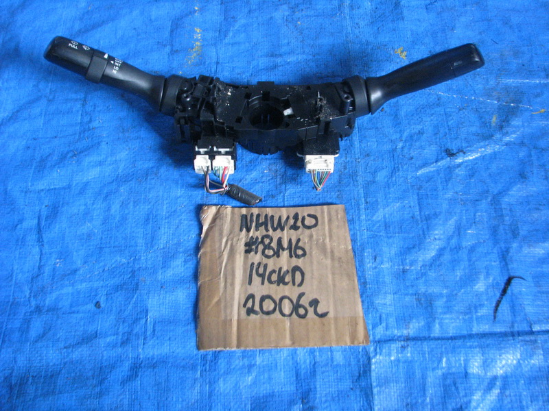 Подрулевой переключатель Toyota Prius