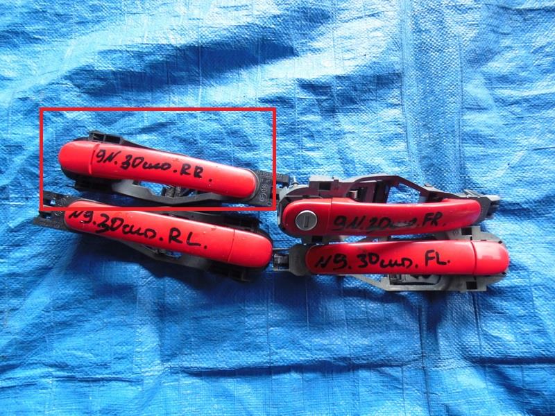 Ручка двери Volkswagen Polo 9N3